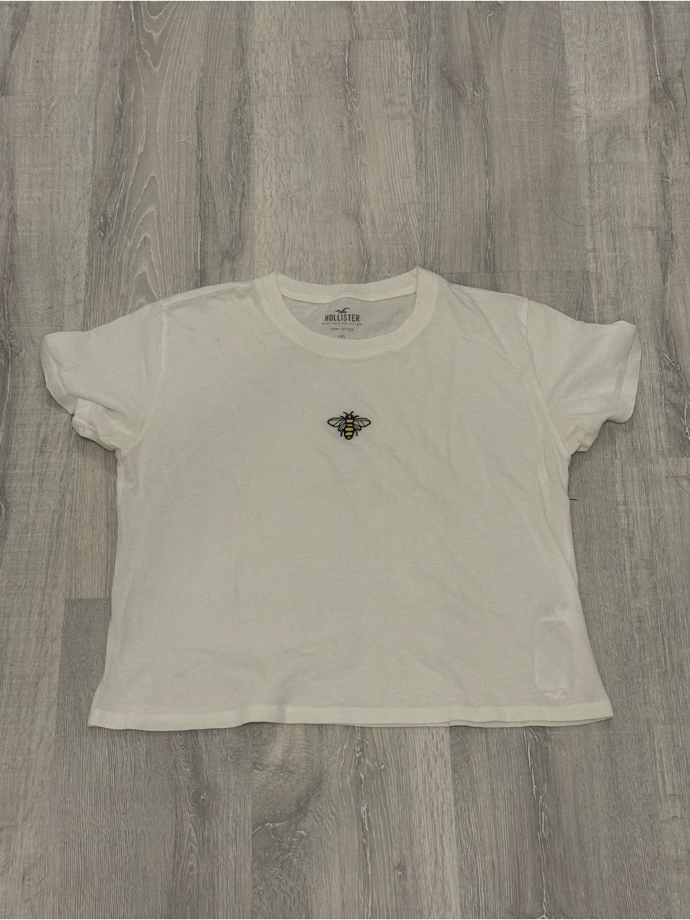Hollister Off-White Crew Neck Tee with Subtle Logo